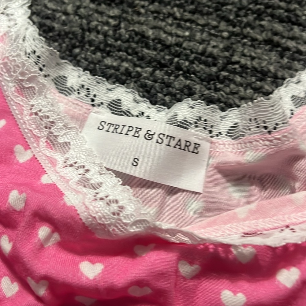 Stripe And Stare Heart Tank Top View 3